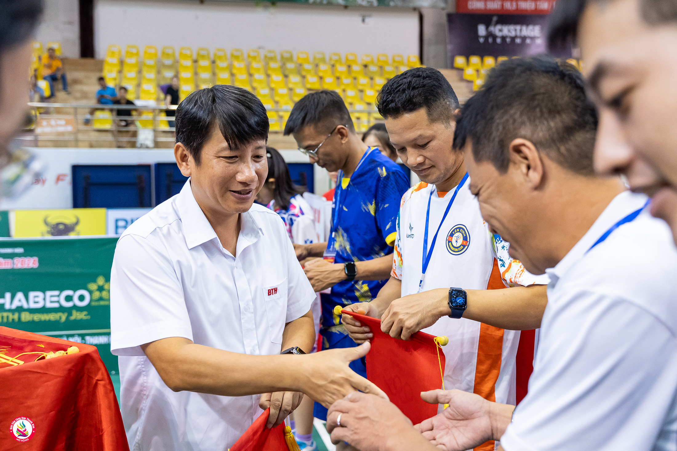 Ấn tượng ngày khai màn giải Cầu lông Báo Thanh Hoá mở rộng năm 2024