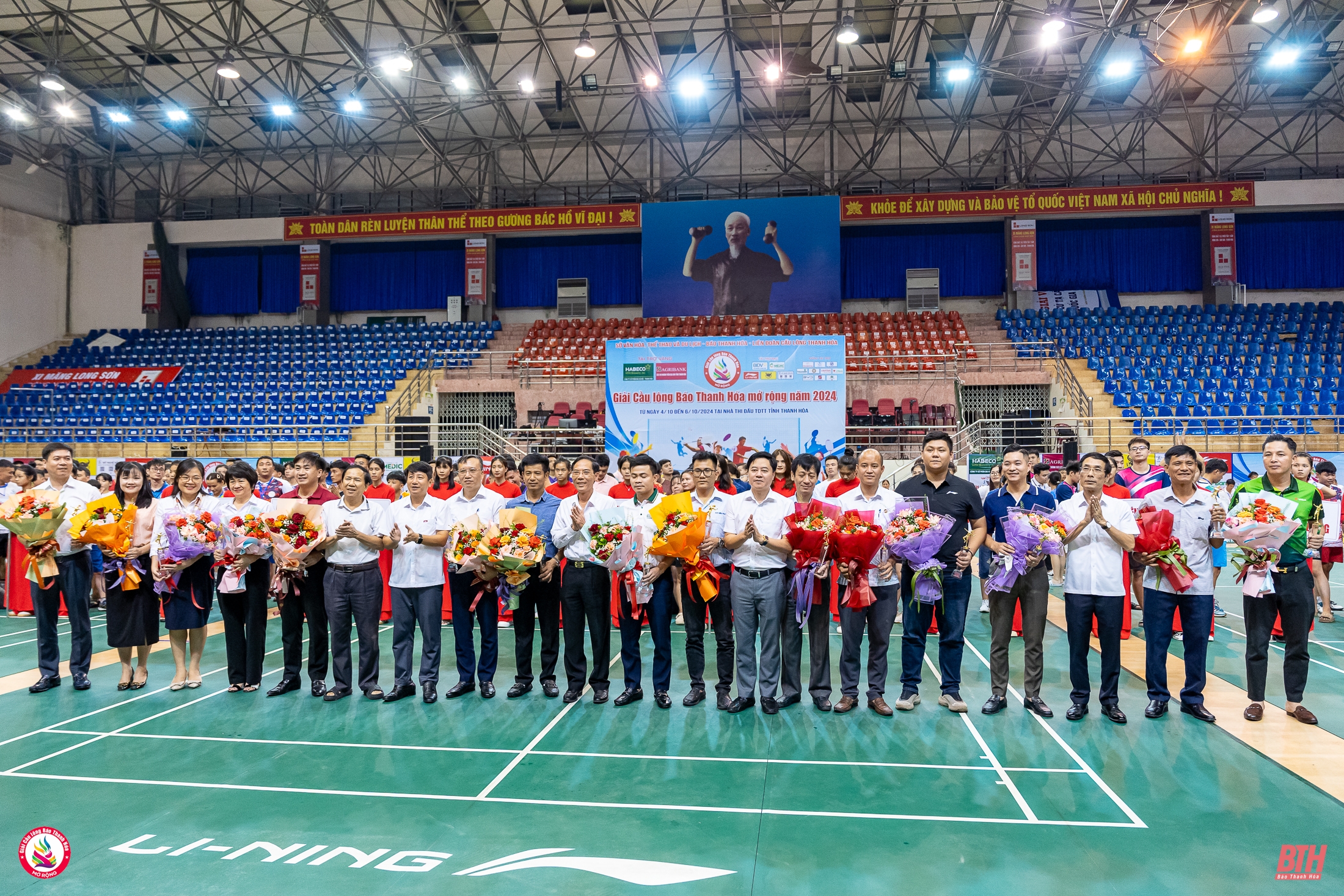 Ấn tượng ngày khai màn giải Cầu lông Báo Thanh Hoá mở rộng năm 2024