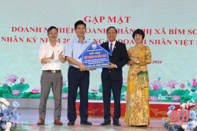 Thị xã Bỉm Sơn gặp mặt doanh nghiệp, doanh nhân