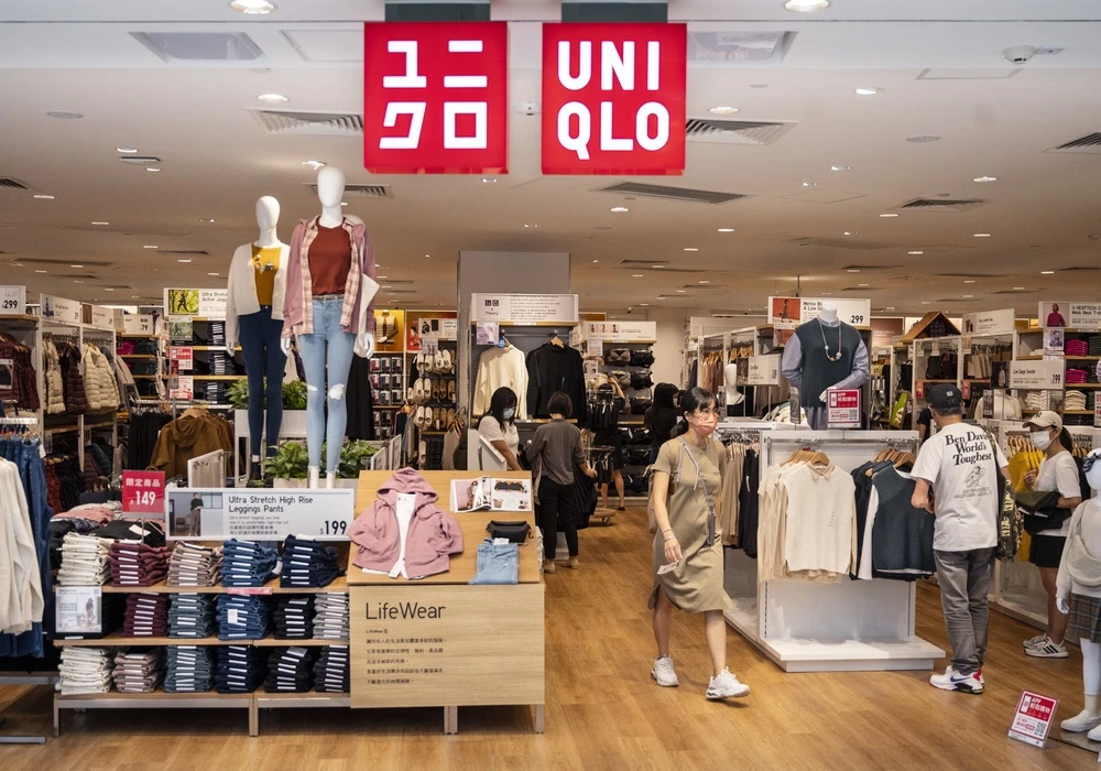 Uniqlo dự báo đạt lợi nhuận kỷ lục năm thứ ba liên tiếp