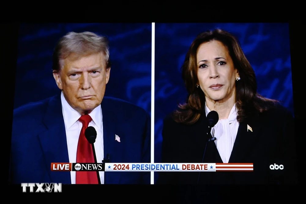 Bà Kamala Harris dẫn trước ông Donald Trump 4 điểm trong số các cử tri tiềm năng