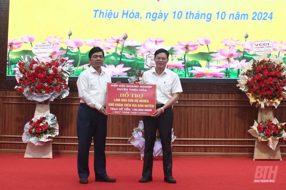 Thiệu Hóa tôn vinh các doanh nghiệp, doanh nhân tiêu biểu