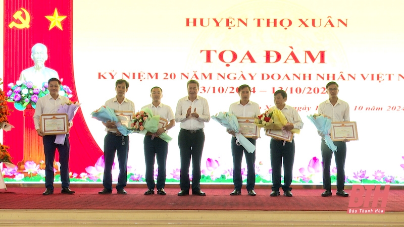 Thọ Xuân toạ đàm kỷ niệm 20 năm ngày Doanh nhân Việt Nam