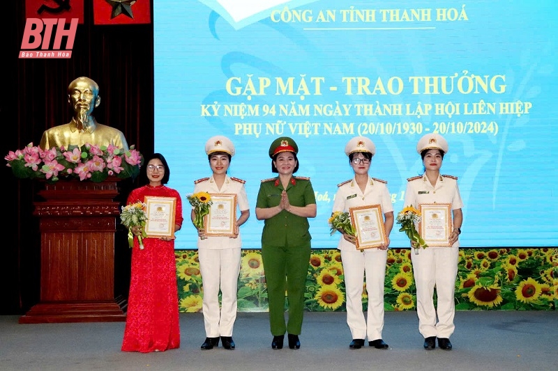 Trao giải hội thi “Cán bộ Hội phụ nữ cơ sở giỏi” lực lượng Công an Thanh Hóa