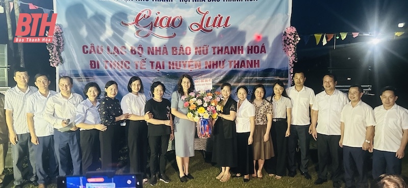 Câu lạc bộ Nhà báo nữ Thanh Hóa đi thực tế tại huyện Như Thanh