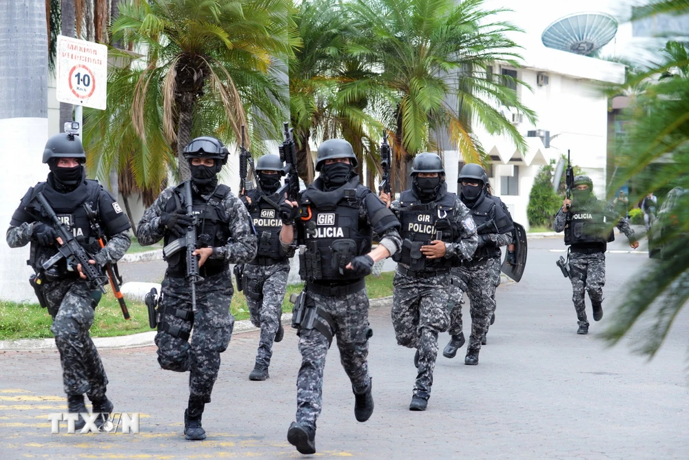 Ecuador chìm trong bất ổn do các băng nhóm tội phạm hoành hành