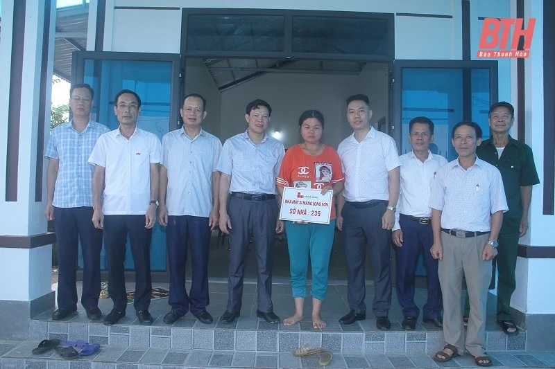 Xi măng Long Sơn và Báo Thanh nhà cái m88 mang niềm vui đến với các gia đình gặp khó khăn về nhà ở 