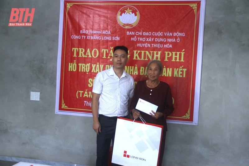 Xi măng Long Sơn và Báo Thanh nhà cái m88 mang niềm vui đến với các gia đình gặp khó khăn về nhà ở 