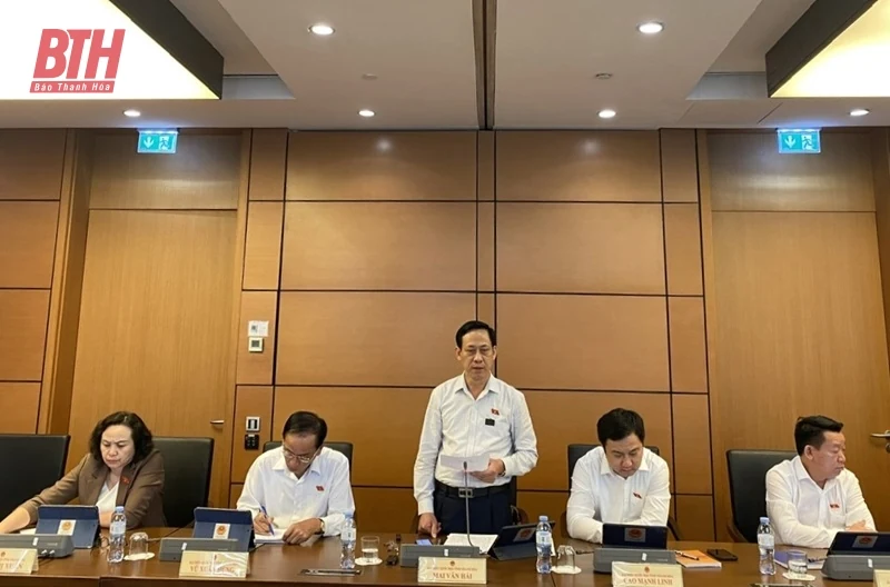 Kỳ họp thứ 8, Quốc hội khóa XV: Đoàn ĐBQH tỉnh Thanh Hóa tham gia thảo luận tại tổ nhiều nội dung quan trọng