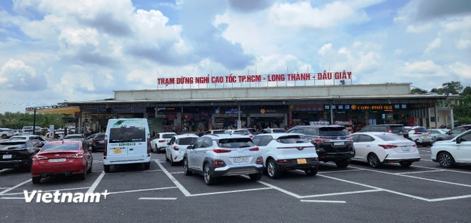 Chậm bàn giao mặt bằng, nguy cơ vỡ tiến độ trạm dừng nghỉ cao tốc Bắc-Nam