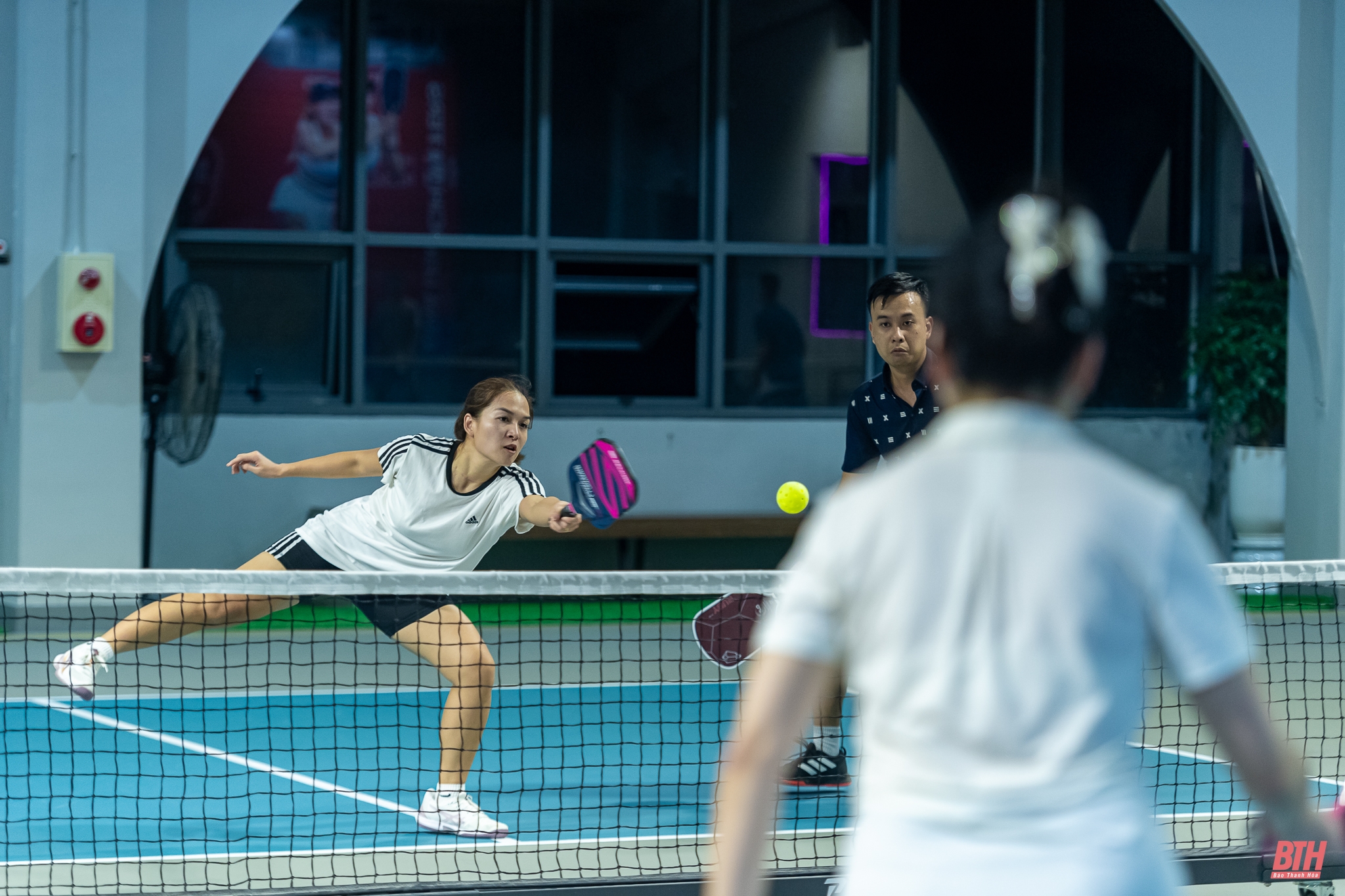 Pickleball - môn thể thao “sắm” vai kết nối cộng đồng
