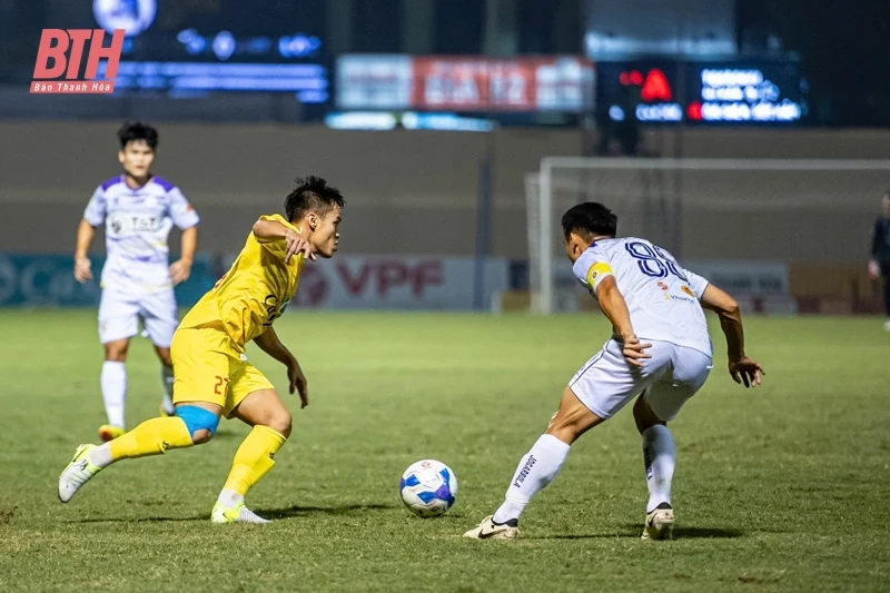 Đông Á Thanh Hóa đánh rơi chiến thắng đáng tiếc 