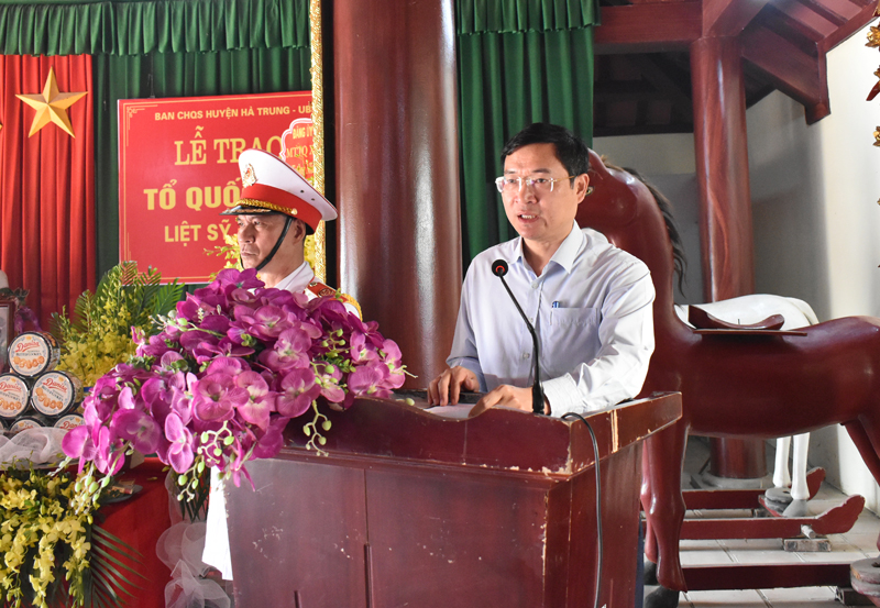 Trao bằng “Tổ quốc ghi công” đối với liệt sỹ Cù Văn Thiện