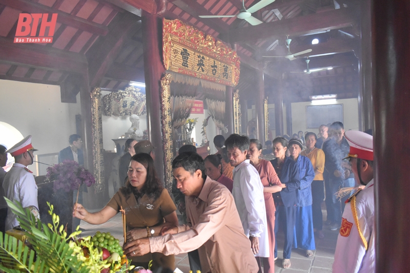 Trao bằng “Tổ quốc ghi công” đối với liệt sỹ Cù Văn Thiện