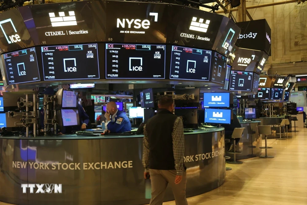 Lần đầu tiên trong lịch sử chỉ số S&P 500 vượt mốc 6.000 điểm