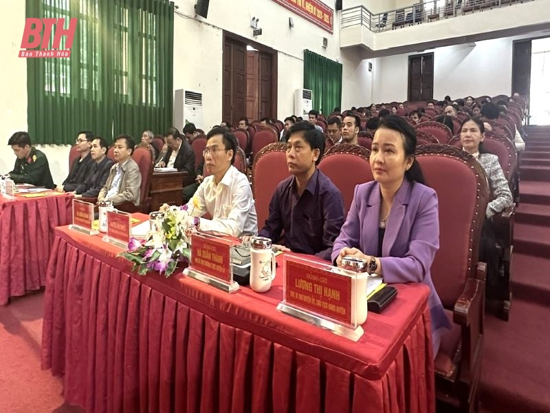 Cử tri huyện Quan Sơn kiến nghị đầu tư cơ sở hạ tầng phục vụ phát triển sản xuất, ổn định đời sống