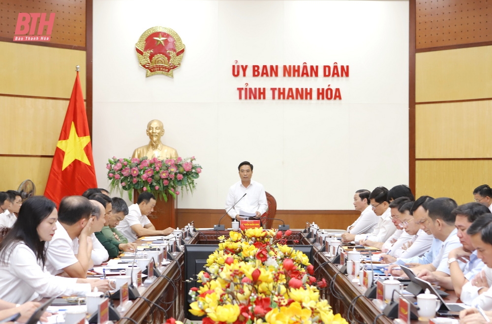 Bí thư Tỉnh ủy Nguyễn Doãn Anh làm việc với Ban Cán sự Đảng UBND tỉnh