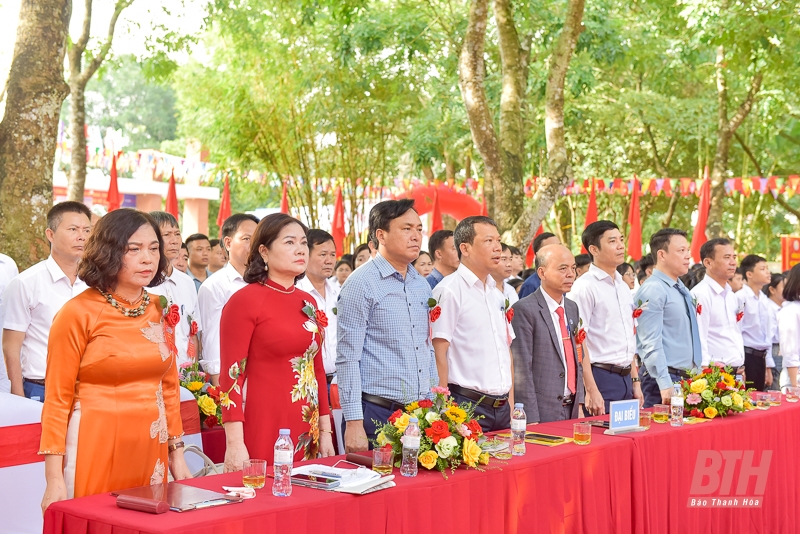 Trường THPT Hậu Lộc 3 kỷ niệm 20 năm thành lập và Đón Bằng công nhận đạt chuẩn Quốc gia mức độ 1