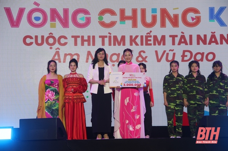 Hoành tráng Đêm nhạc hội Unitour tỉnh Thanh Hóa năm 2024