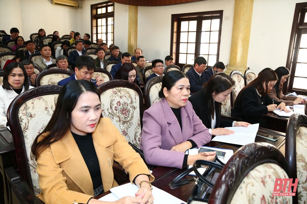 Thông suốt tư tưởng, tiếp tục làm việc, cống hiến cho công tác dân vận của Đảng ngày càng hiệu quả, rõ nét, có dấu ấn
