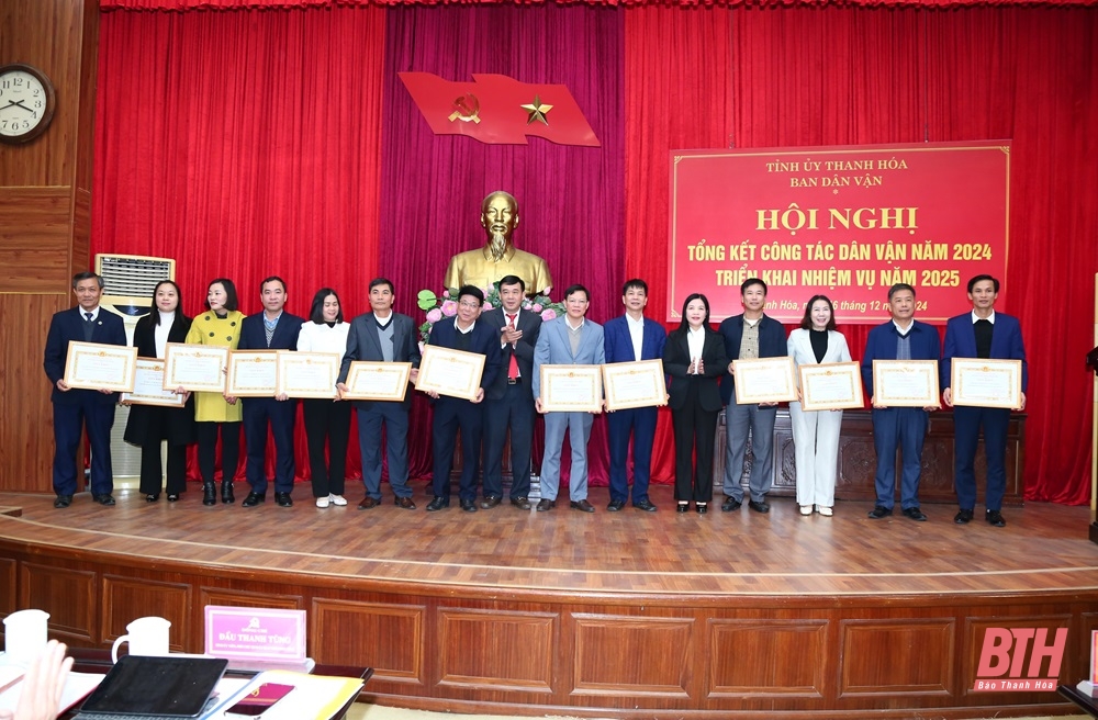 Thông suốt tư tưởng, tiếp tục làm việc, cống hiến cho công tác dân vận của Đảng ngày càng hiệu quả, rõ nét, có dấu ấn
