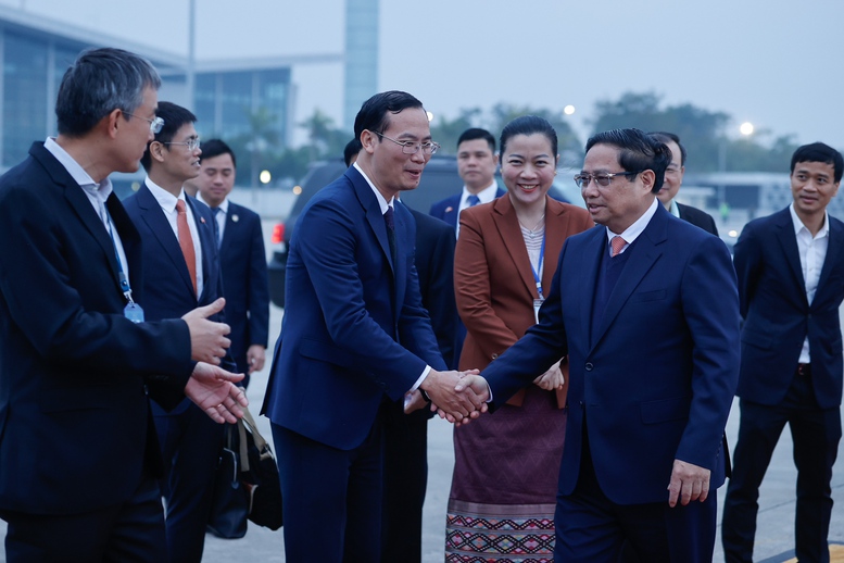 Thủ tướng đăng ký m88 phủ Phạm Minh đăng ký m88 lên đường thăm, làm việc tại Lào
