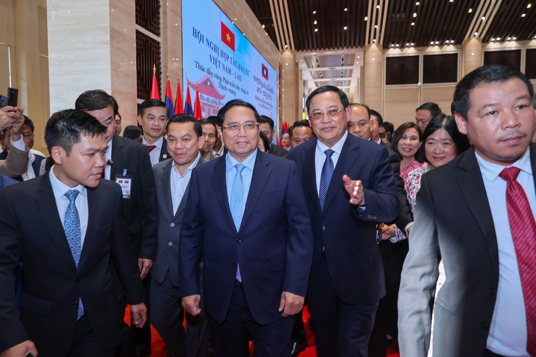 Thủ tướng Chính phủ: Tình đoàn kết đặc biệt Việt Nam - Lào có ý nghĩa quyết định