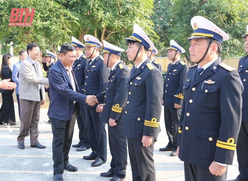 Phó Chủ tịch Thường trực UBND tỉnh Nguyễn Văn Thi thăm, kiểm tra tình hình sản xuất, đời sống Nhân dân huyện Hoằng Hóa 