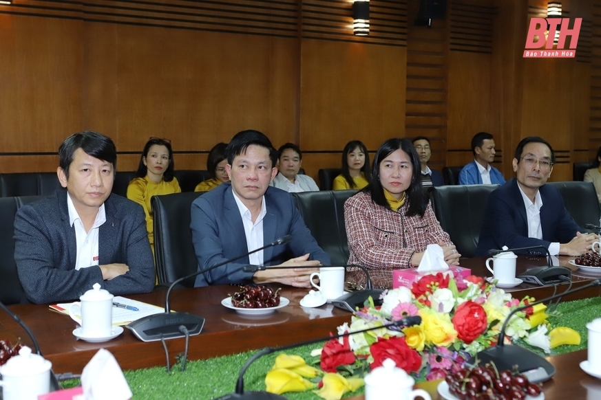 Bí thư Tỉnh ủy Nguyễn Doãn Anh thăm, động viên cán bộ, phóng viên, kỹ thuật viên Báo m88 link mới nhất và Đài Phát thanh - Truyền hình m88 link mới nhất