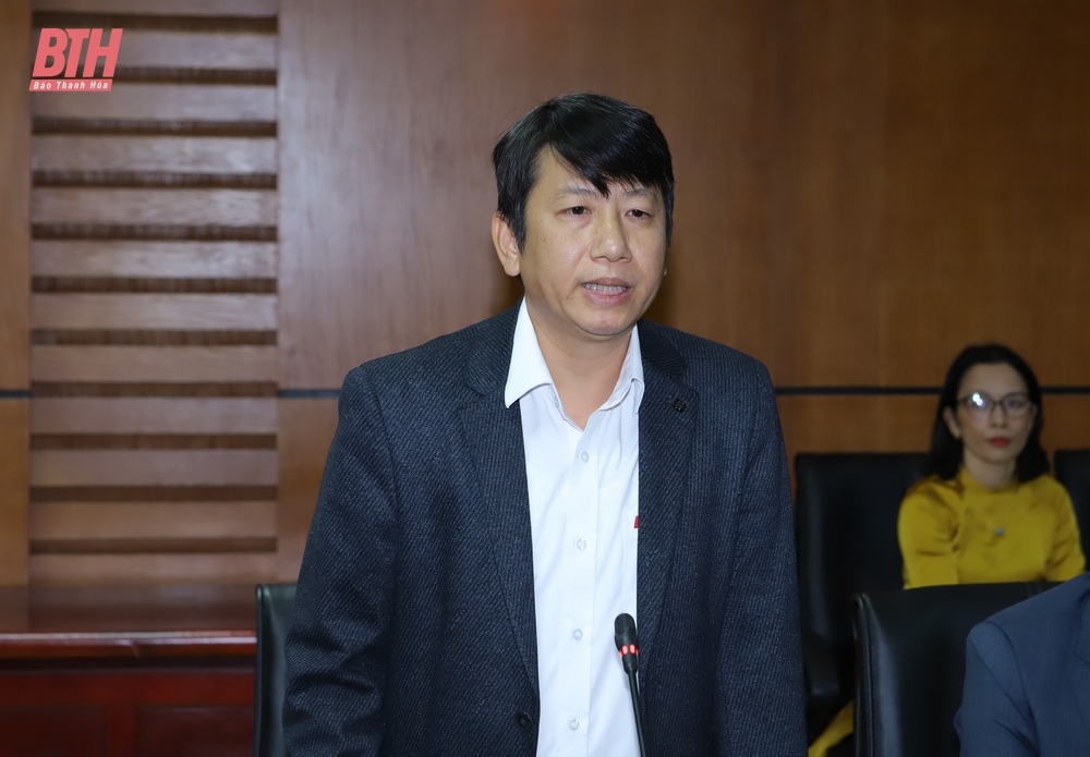 Bí thư Tỉnh ủy Nguyễn Doãn Anh thăm, động viên cán bộ, phóng viên, kỹ thuật viên Báo m88 link mới nhất và Đài Phát thanh - Truyền hình m88 link mới nhất