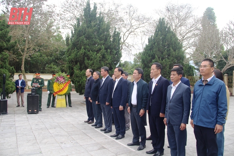 Phó Trưởng Đoàn ĐBQH tỉnh Mai Văn Hải kiểm tra sản xuất và đời sống Nhân dân tại huyện Như Thanh