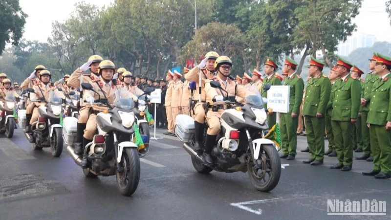 Ra quân Năm An toàn giao thông, quyết tâm kéo giảm tai nạn ở cả 3 tiêu chí