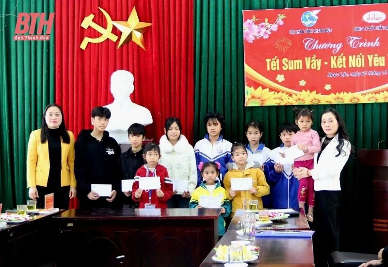 Tổ chức Tết sum vầy - Kết nối yêu thương cho trẻ mồ côi khó khăn huyện Ngọc Lặc