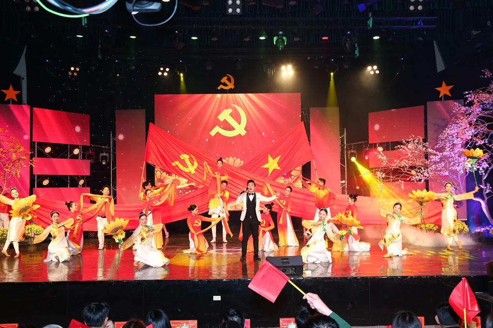 vao m88 chính luận nghệ thuật “Bản hùng ca mùa xuân”