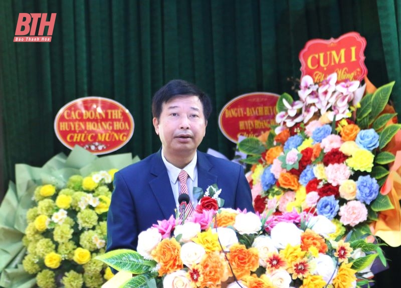 m m88 Quỳ đón nhận Quyết định công nhận xã đạt chuẩn NTM kiểu mẫu