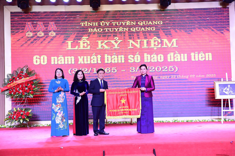 link m88 kỷ niệm 60 năm xuất bản số báo đầu tiên