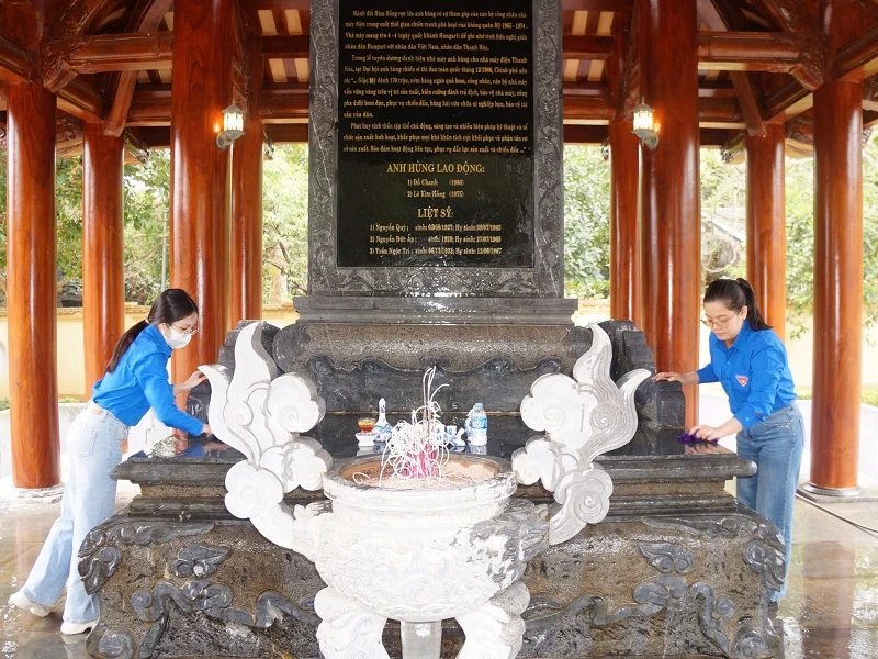 Tuổi trẻ Công ty Điện lực Thanh Hóa chung tay vì lưới điện an toàn và môi trường xanh