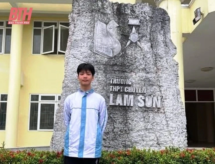 Học sinh Trường THPT Chuyên Lam Sơn giành vé dự Kỳ thi Olympic Tin học quốc tế khu vực Châu Á - Thái Bình Dương