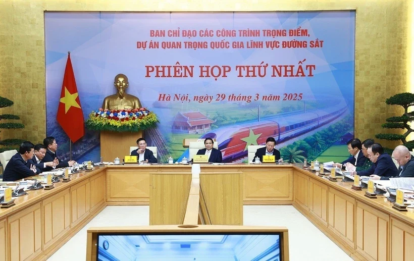Thủ tướng Phạm Minh Chính: Xây dựng bằng được ngành công nghiệp đường sắt