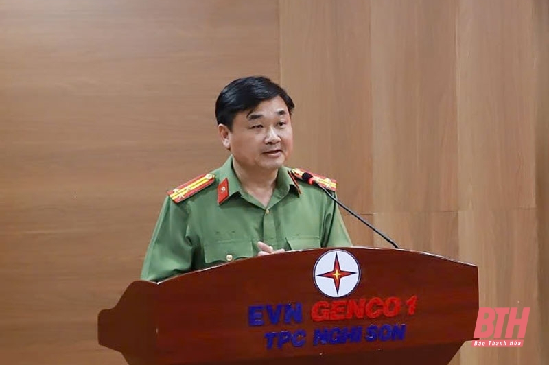 Công ty Nhiệt điện Nghi Sơn nhận Bằng khen của Bộ trưởng Bộ Công an