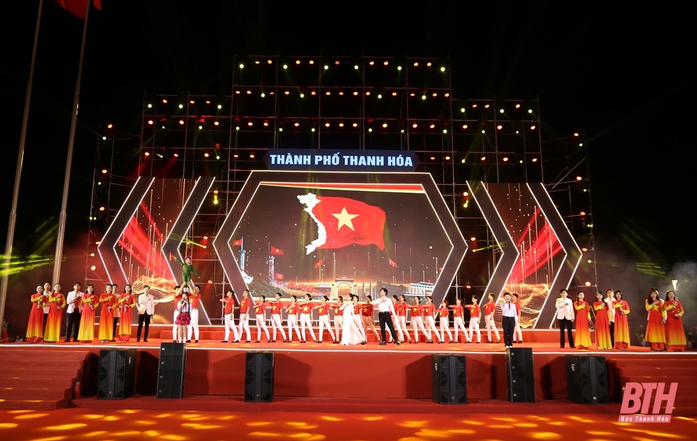 Chương trình nghệ thuật “60 năm - Bản hùng ca m m88”