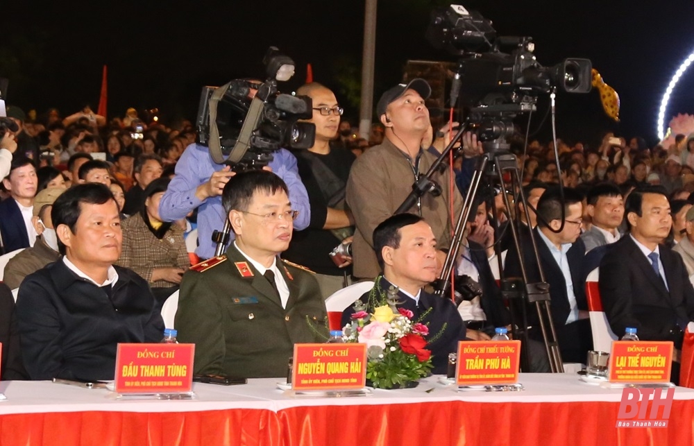 Chương trình nghệ thuật “60 năm - Bản hùng ca m m88”