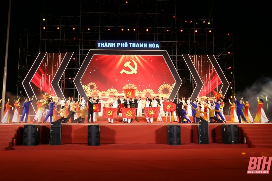 Chương trình nghệ thuật “60 năm - Bản hùng ca m m88”