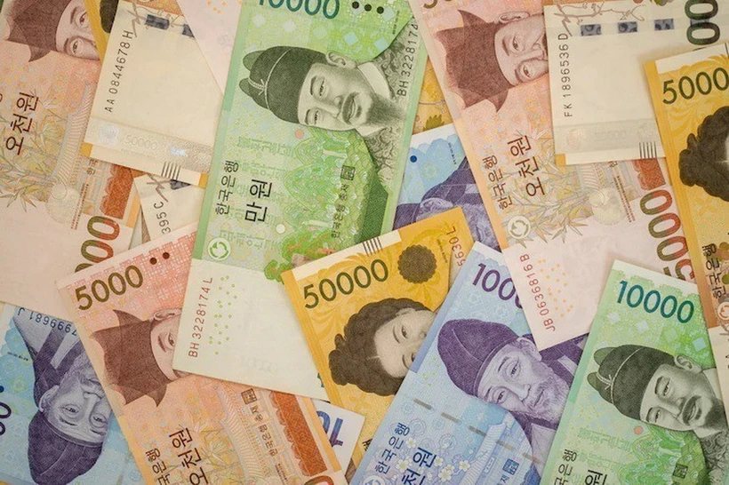 Đồng won Hàn Quốc rơi xuống mức thấp nhất trong 16 năm