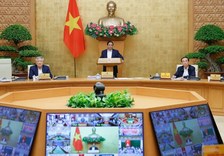 Thủ tướng: Càng khó khăn, thách thức, áp lực thì càng bản lĩnh, nỗ lực, phấn đấu vươn lên mạnh mẽ