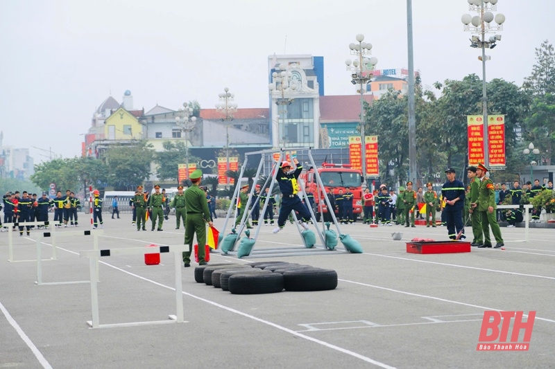 Thanh Hóa đoạt giải Nhì toàn đoàn Hội thi thể thao nghiệp vụ chữa cháy và đăng ký m88, cứu hộ Khu vực III