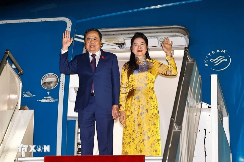 Chủ tịch Quốc hội Trần Thanh Mẫn và Phu nhân bắt đầu thăm chính thức Armenia