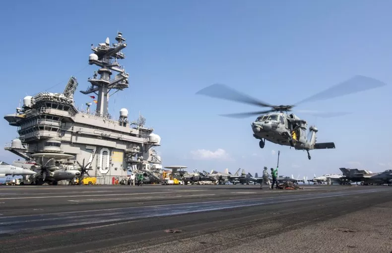 Houthi tuyên bố tấn công tàu sân bay thứ hai của Mỹ
