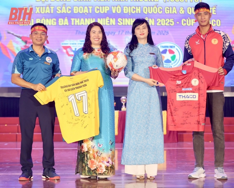 Tôn vinh, khen thưởng đội bóng sinh viên đoạt cúp vô địch Quốc gia và Quốc tế Giải bóng đá Thanh niên Sinh viên 2025 - Cúp THACO