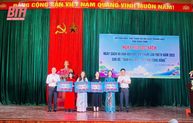 Nhiều hoạt động sôi nổi tại Ngày hội đọc sách